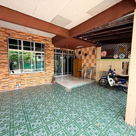 Wan Homestay Kulim Hi-Tech Utk Msliim Shj Luaran gambar